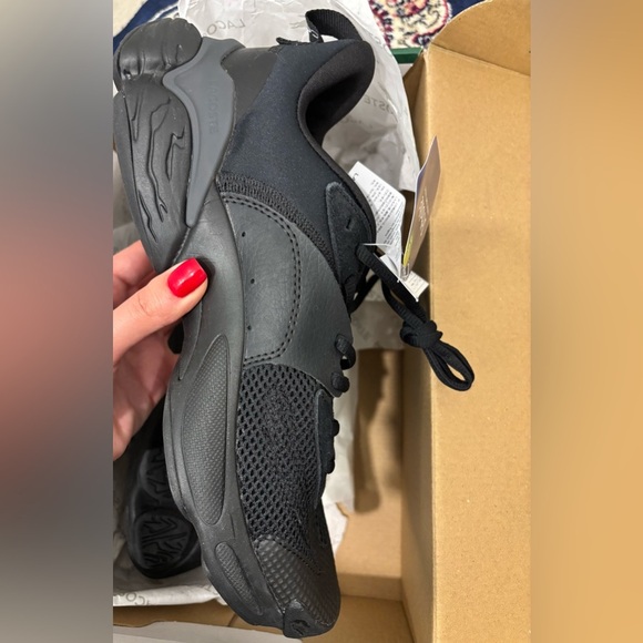 Brand New Authentic Lacoste Women’s Sneakers – Size 8.5 – With Box & Tag! - Picture 4 of 13